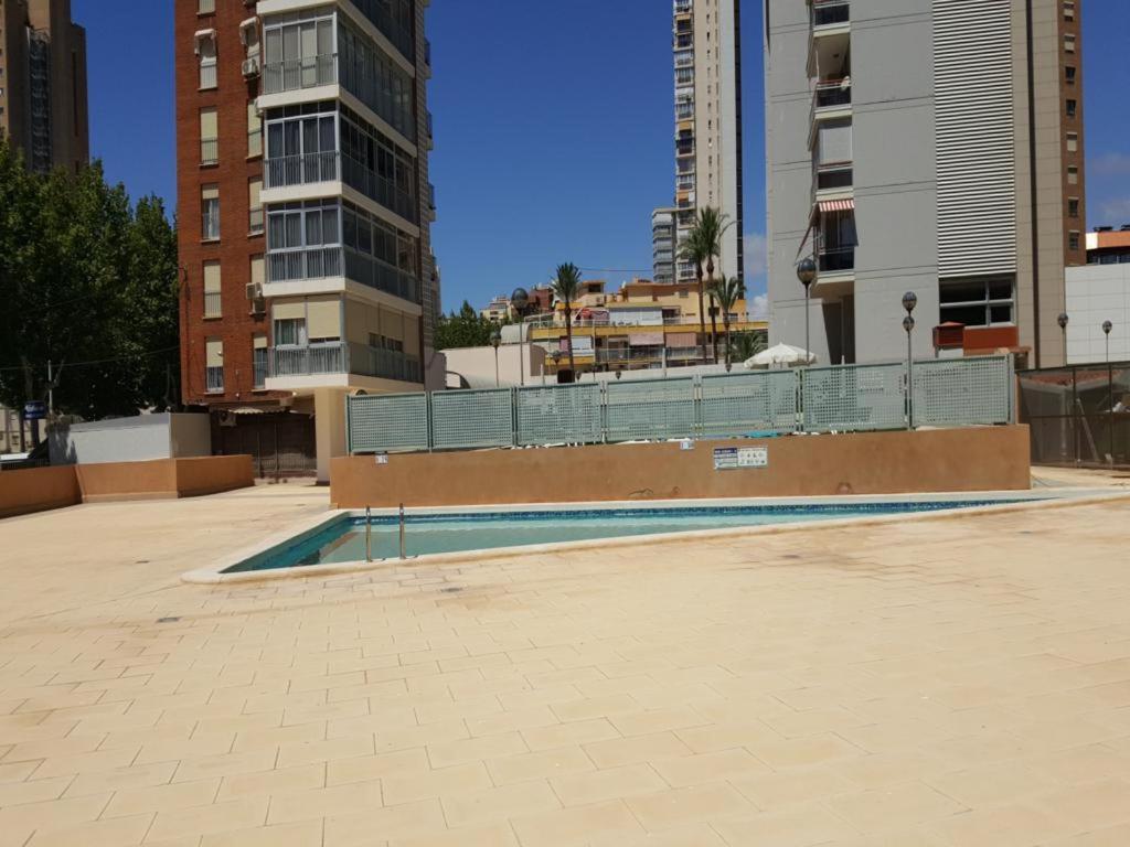 Ofert, Next To The Area, Apt Ocean-2ª Linea Levante-3-4 Pers -con Piscina, Aire Acond Extra Y Garaje 10eur Dia Benidorm